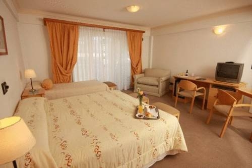 Imagen general del Hotel Ayres Del Nahuel. Foto 13