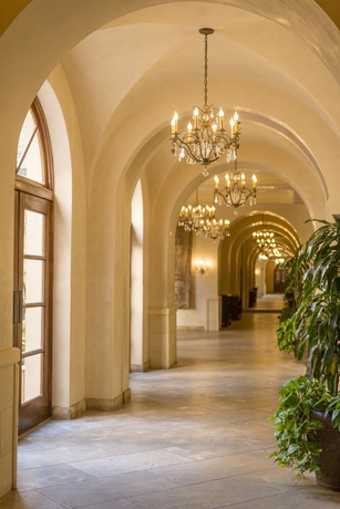 Imagen de los interiores del Hotel Ayres Hotel Manhattan Beach Hawthorne. Foto 15