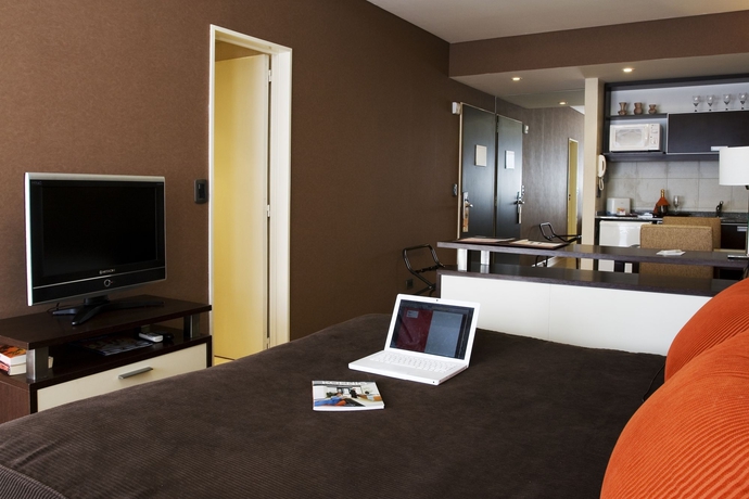 Imagen de la habitación del Hotel Ayres Recoleta Uriburu. Foto 5