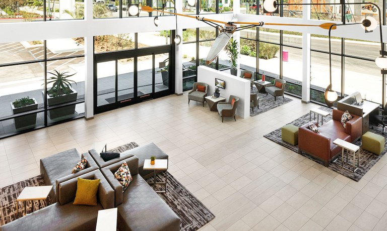 Imagen de los interiores del Hotel Ayres San Diego South - Chula Vista. Foto 16