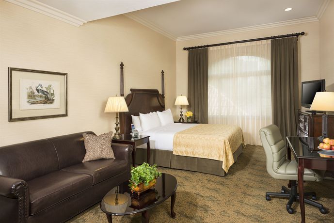 Imagen de los interiores del Hotel Ayres Suites Diamond Bar. Foto 13