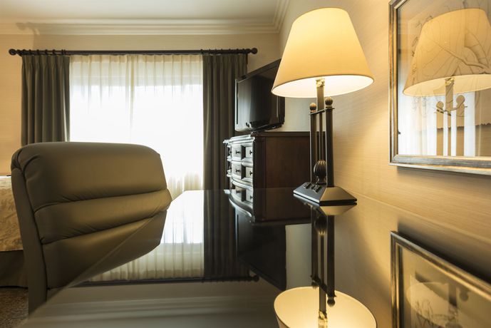 Imagen de los interiores del Hotel Ayres Suites Diamond Bar. Foto 15