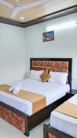 Imagen de la habitación del Hotel Ayus. Foto 11