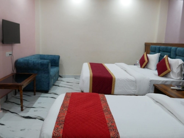 Imagen de la habitación del Hotel AyushMan Inn. Foto 2