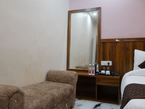 Imagen de la habitación del Hotel AyushMan Inn. Foto 9