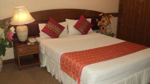 Imagen de la habitación del Hotel Ayutthaya Thenee. Foto 5