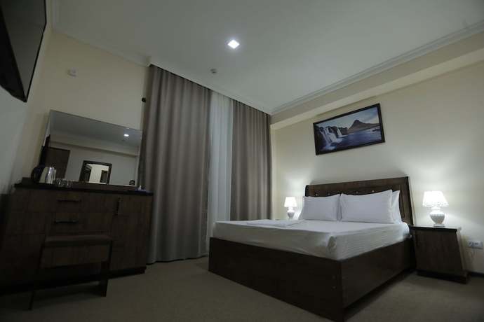 Imagen de la habitación del Hotel Ayvon Express. Foto 8