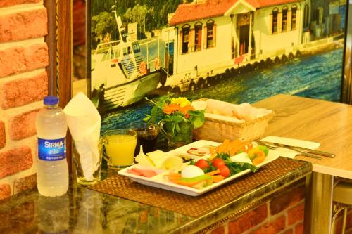 Imagen de la habitación del Hotel Ayyildizlar. Foto 7