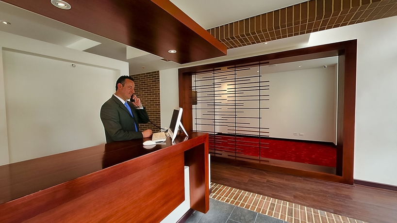 Imagen de los interiores del Hotel Az. Foto 19