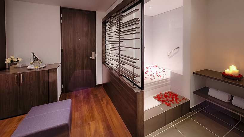 Imagen de la habitación del Hotel Az. Foto 8