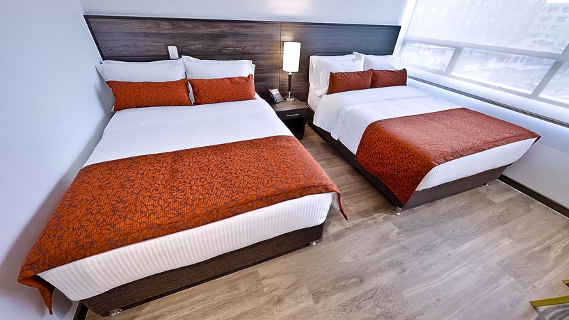 Imagen de la habitación del Hotel Az. Foto 12