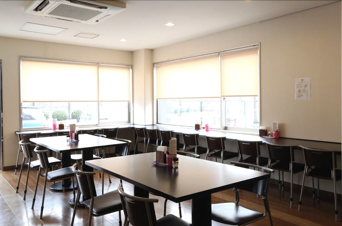 Imagen del bar/restaurante del Hotel Az Inn Higashiomi Notogawa Ekimae. Foto 6