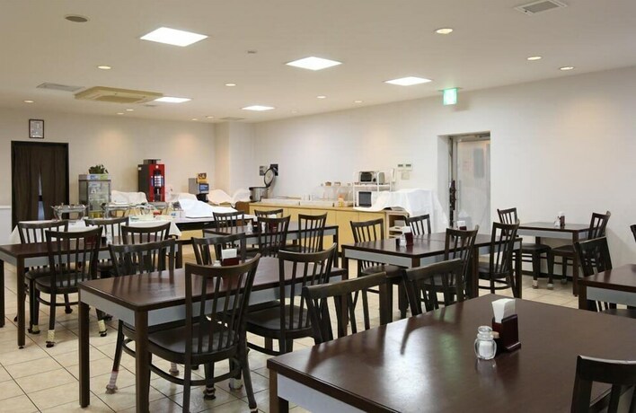 Imagen del bar/restaurante del Hotel Az Inn Obu. Foto 23