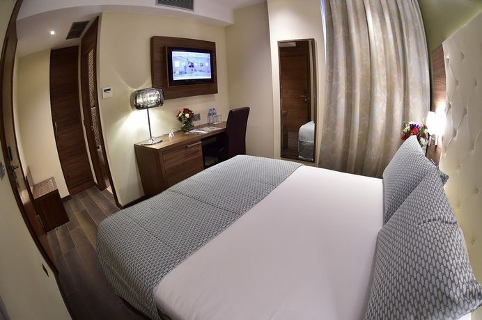 Imagen de la habitación del Hotel Az Kouba. Foto 3