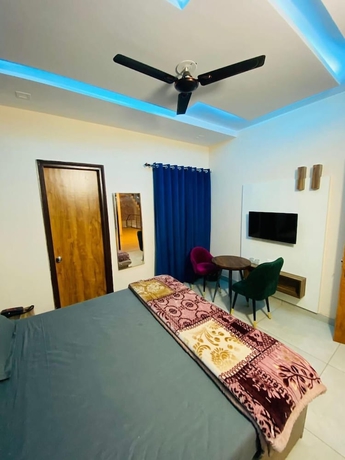 Imagen de la habitación del Hotel Azaara. Foto 10