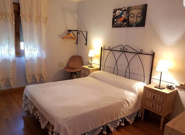 Imagen de la habitación del Hotel Azabache Susierra. Foto 6