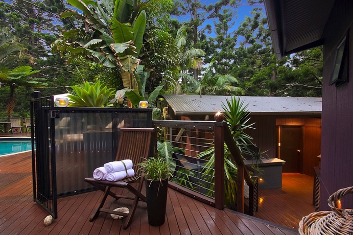 Imagen de la piscina del Hotel Azabu Boutique Accommodation Byron Bay. Foto 19