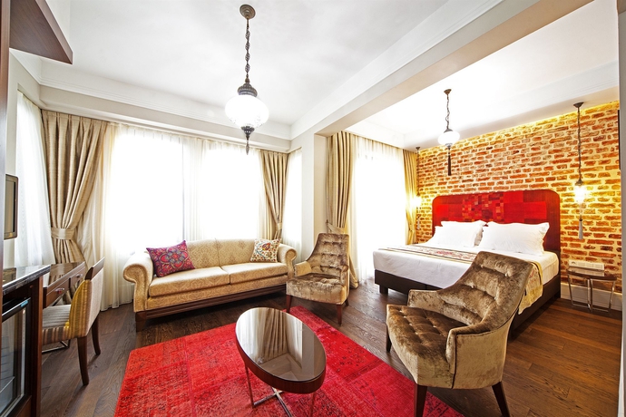 Imagen de los interiores del Hotel Azade Suites. Foto 7