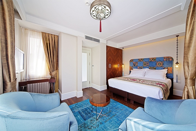 Imagen de los interiores del Hotel Azade Suites. Foto 13