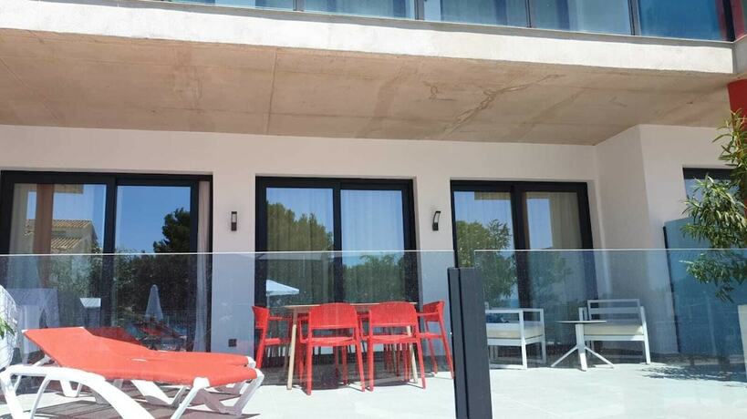 Imagen de la habitación del Hotel Azahar Beach Apartments. Foto 16