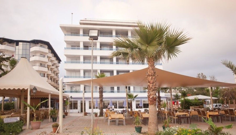Imagen general del Hotel Azak Beach. Foto 3