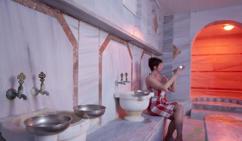 Imagen de los interiores del Hotel Azak Beach. Foto 9