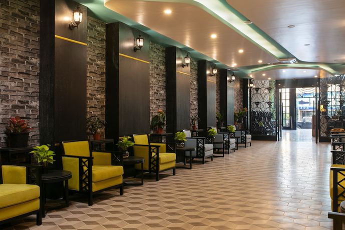 Imagen de los interiores del Hotel Azalea Parkview. Foto 17