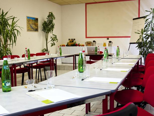 Imagen de los interiores del Hotel Azalées. Foto 8