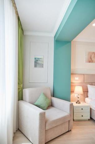 Imagen de la habitación del Hotel Azaleea Mamaia Nord. Foto 17