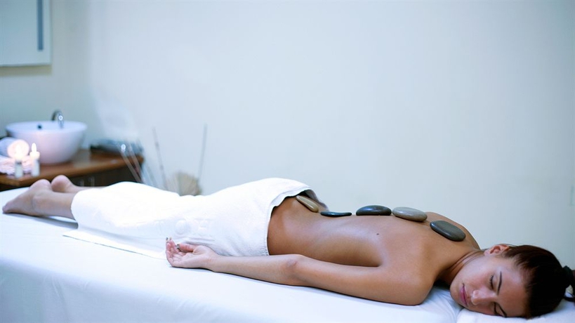 Imagen de los interiores del Hotel Azalia Balneo and Spa. Foto 10