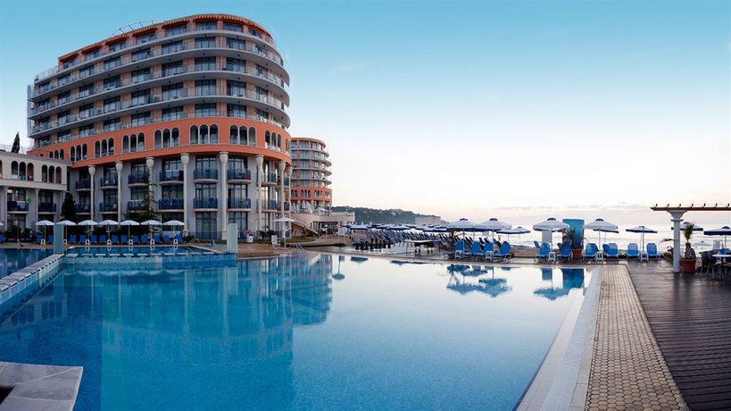 Imagen general del Hotel Azalia Balneo and Spa. Foto 4