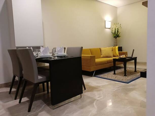 Imagen de la habitación del Hotel Azana Suite Hotel Antasari. Foto 23