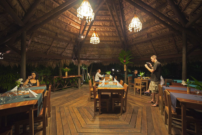 Imagen del bar/restaurante del Hotel Azania Bungalows. Foto 2