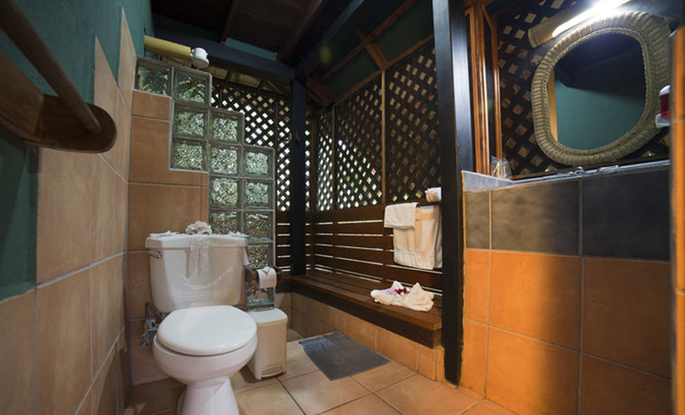 Imagen de la habitación del Hotel Azania Bungalows. Foto 6