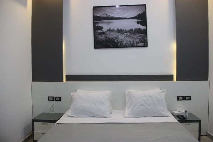 Imagen de la habitación del Hotel Azar Boutique. Foto 20