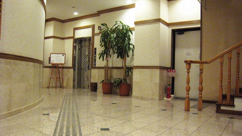 Imagen de los interiores del Hotel Azat Naha. Foto 10