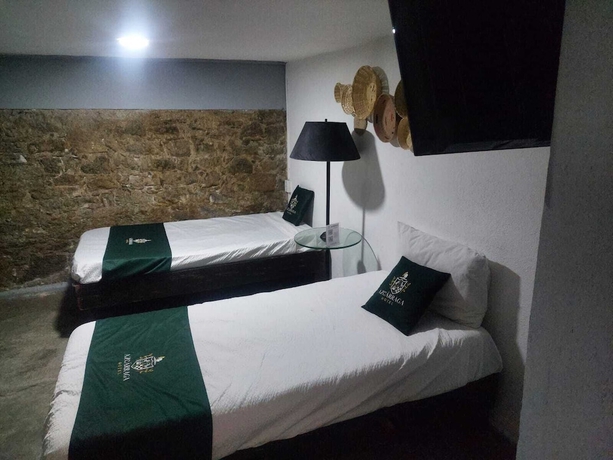 Imagen de la habitación del Hotel Azcarraga. Foto 11