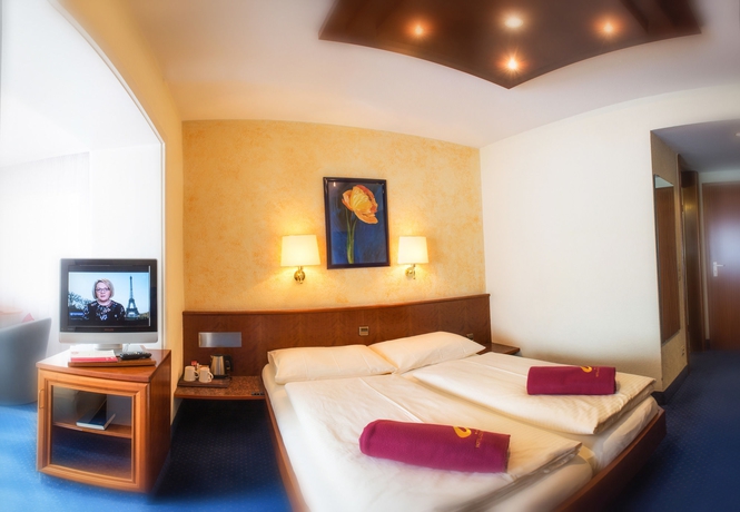 Imagen de la habitación del Hotel Azenberg. Foto 10