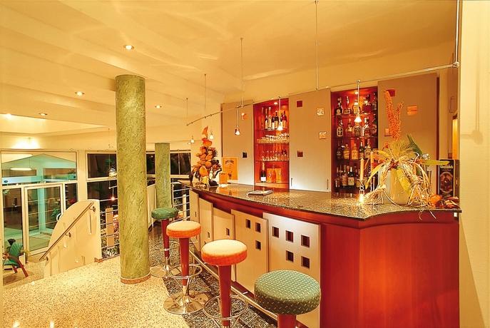 Imagen de los interiores del Hotel Azenberg. Foto 16