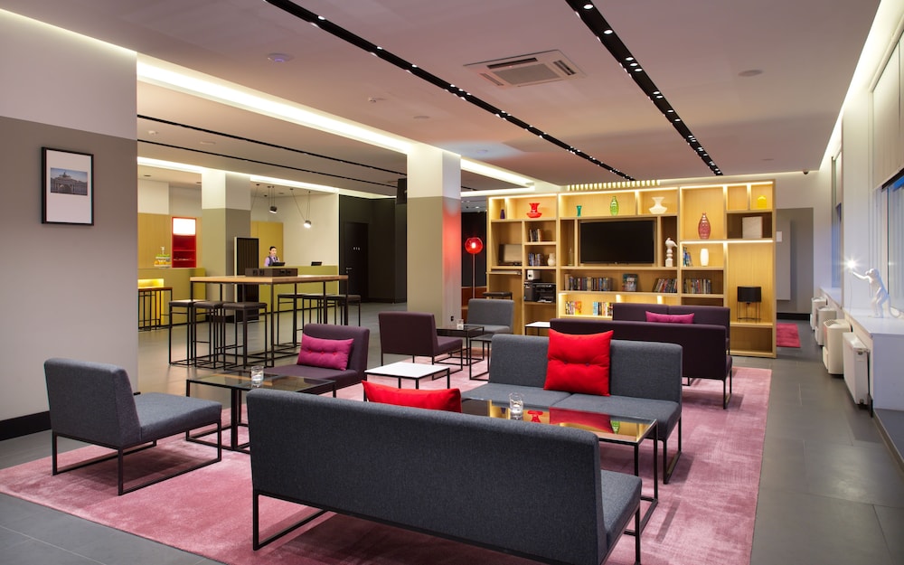 Imagen de los interiores del Hotel Azimut Astrakhan. Foto 19