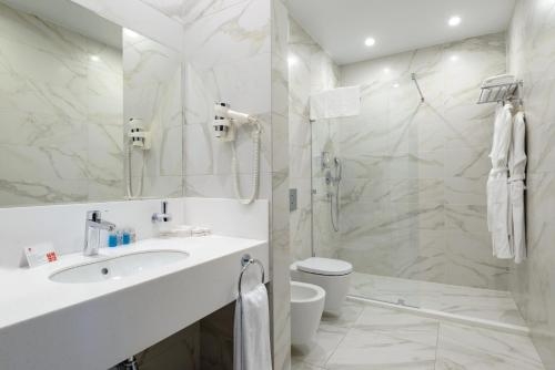 Imagen de la habitación del Hotel Azimut Kyzyl. Foto 7