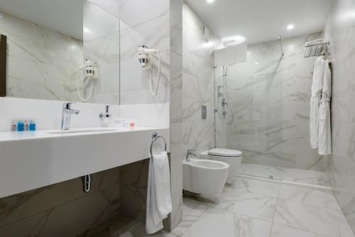 Imagen de la habitación del Hotel Azimut Kyzyl. Foto 9