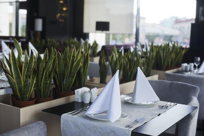 Imagen del bar/restaurante del Hotel Azimut Murmansk. Foto 4