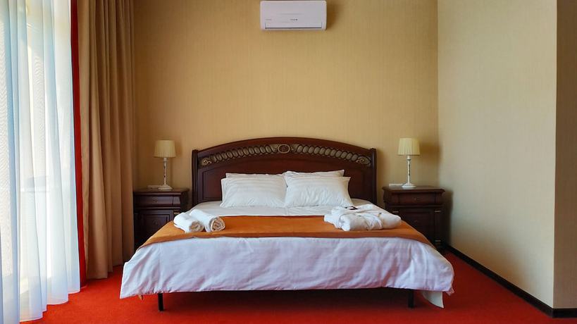 Imagen de la habitación del Hotel Azimut Nalchik. Foto 4