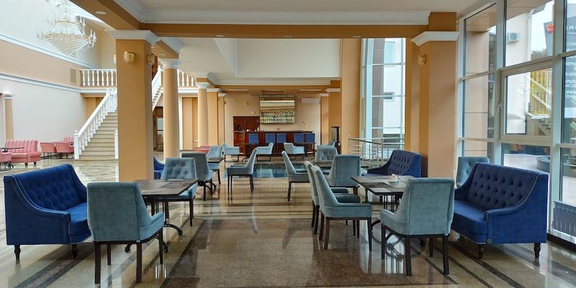 Imagen de los interiores del Hotel Azimut Nalchik. Foto 14