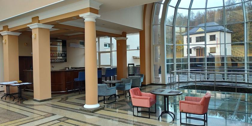 Imagen de los interiores del Hotel Azimut Nalchik. Foto 16