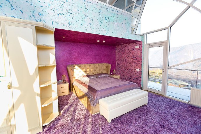 Imagen de la habitación del Hotel Azimut Nalchik. Foto 8