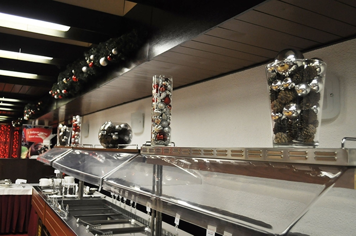 Imagen del bar/restaurante del Hotel Azimut Siberia. Foto 3