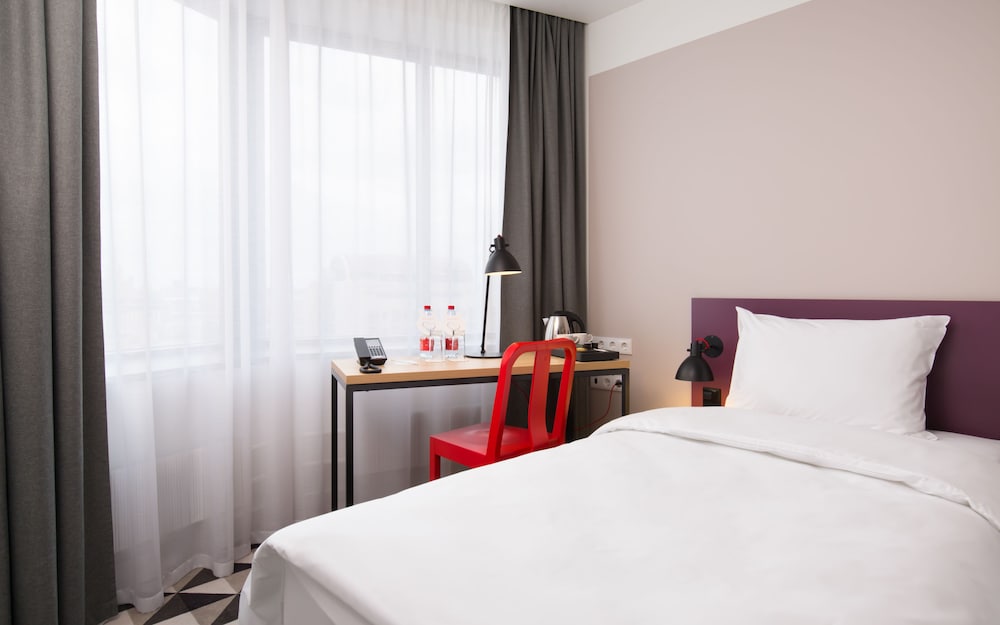 Imagen de la habitación del Hotel Azimut Smolenskaya Moscow. Foto 7