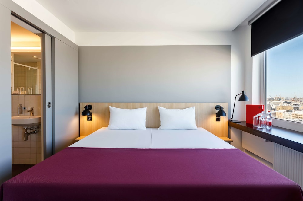 Imagen de la habitación del Hotel Azimut St Petersburg. Foto 14